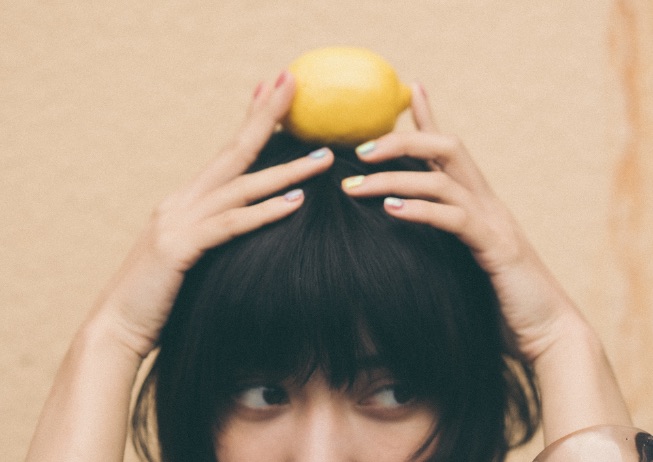 女性